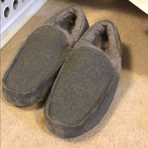 Size 11 men’s Uggs new never worn